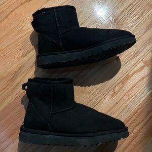 UGG Classic Mini Boots